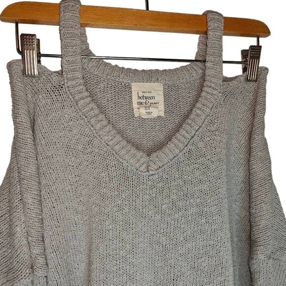 Between Me & You Thick Cotton Cold Shoulder Sweater - Picture 3 of 7